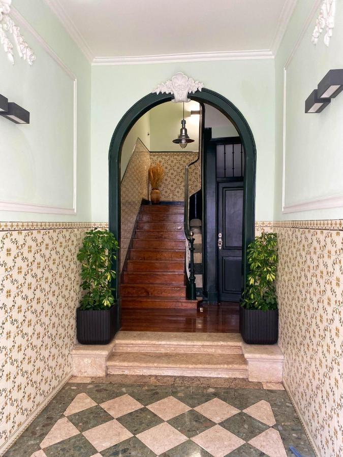 Spacious In 175 M² Private Balcony Lisboa