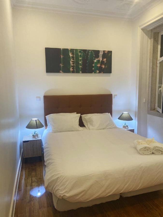 Spacious In 175 M² Private Balcony * Lissabon