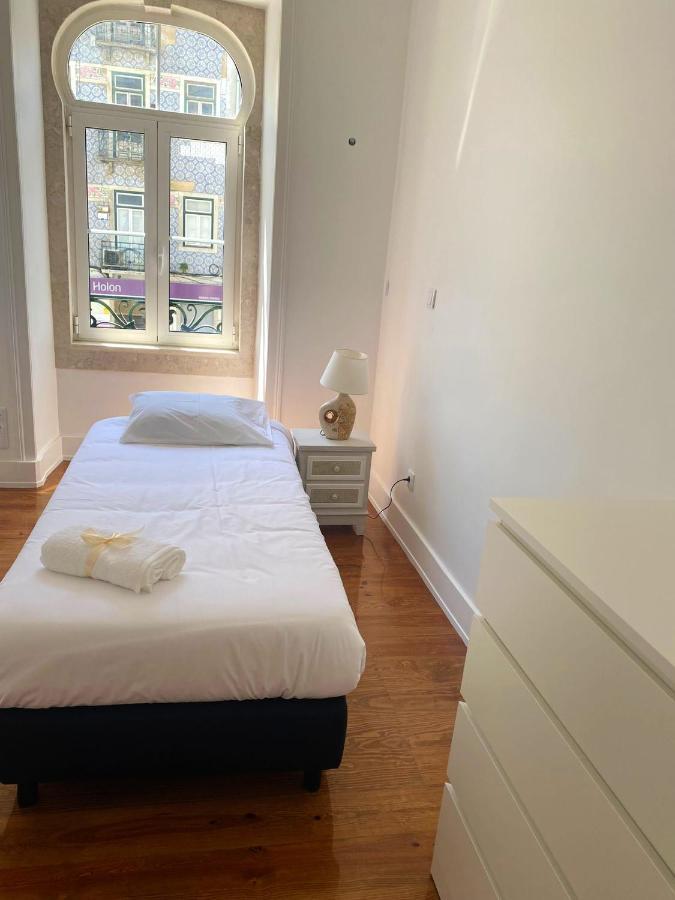 Apartment Spacious In 175 M² Private Balcony Lissabon