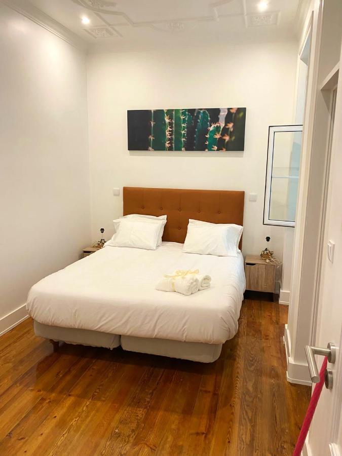 Spacious In 175 M² Private Balcony Apartment *