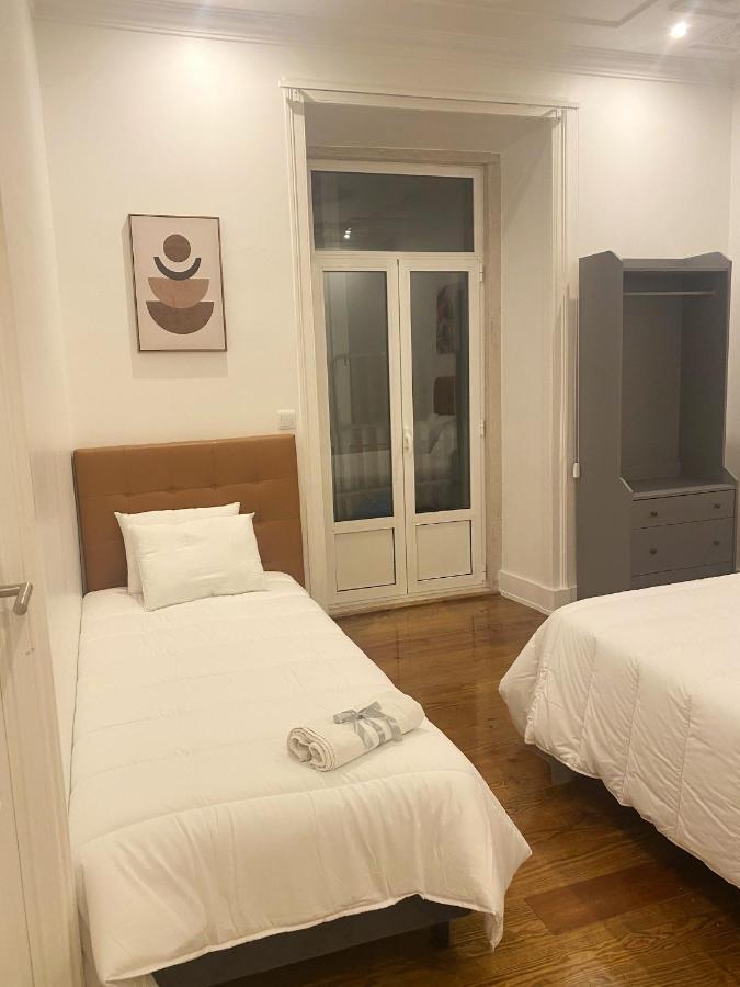 Apartment Spacious In 175 M² Private Balcony